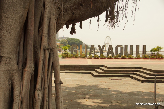Guayaquil: Molecon mit Riesenrad (La Perla)
